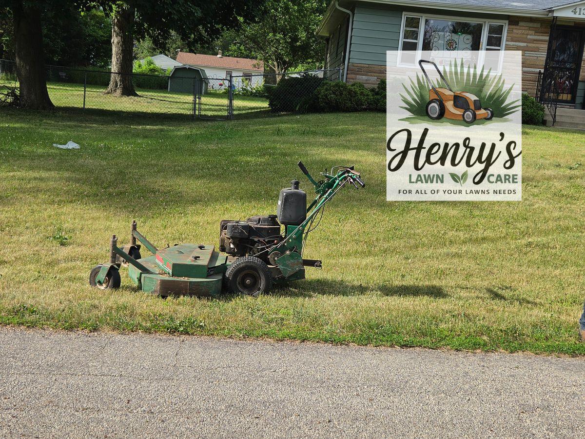Lawn care and landscaping work by Henry’s Lawn Care in Rockford, IL